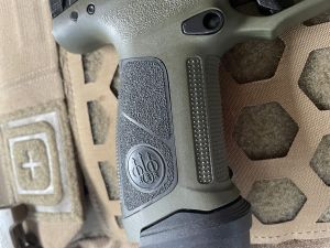 Beretta APX A1 TACTICAL grip texture